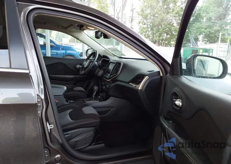 2014 Jeep Cherokee Latitude z USA, uszkodzony, nr VIN 1C4PJMCBXEW152405